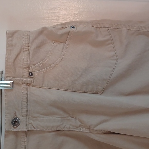 Gloria Vanderbilt shorts size 14 - Picture 2 of 5